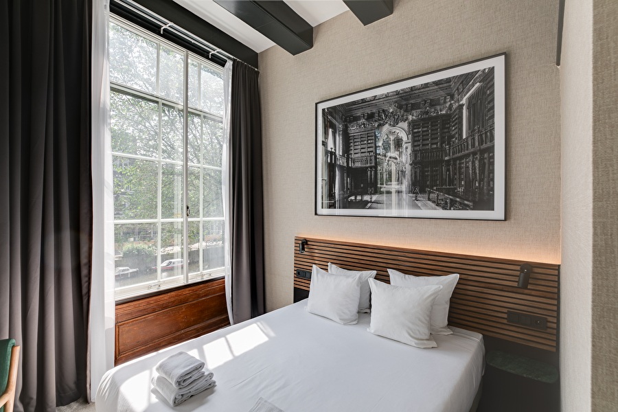 Book your weekend getaway in Amsterdam now